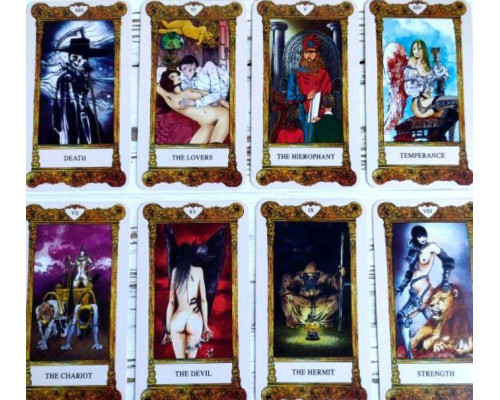 Карти таро Валентини Valentina Tarot.У продажу є езатеричні книги.